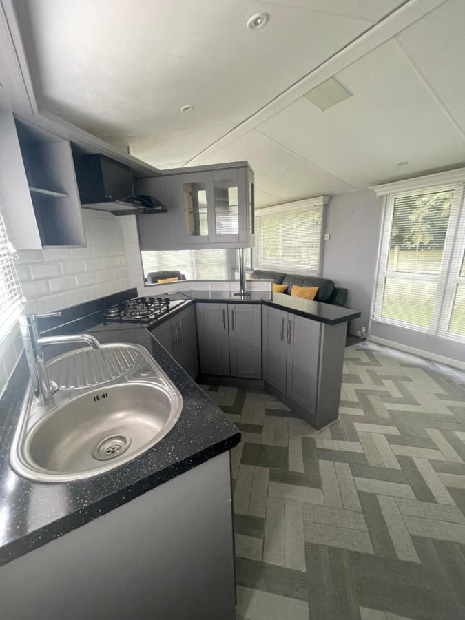 The Winchester Chalet By Sasco Blackpool Luaran gambar